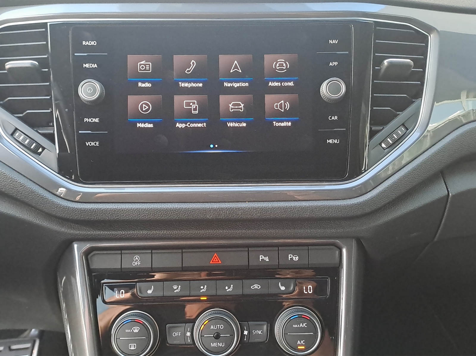 VW T-Roc 2.0 TSI Sport Selection DSG 4Motion-image-10