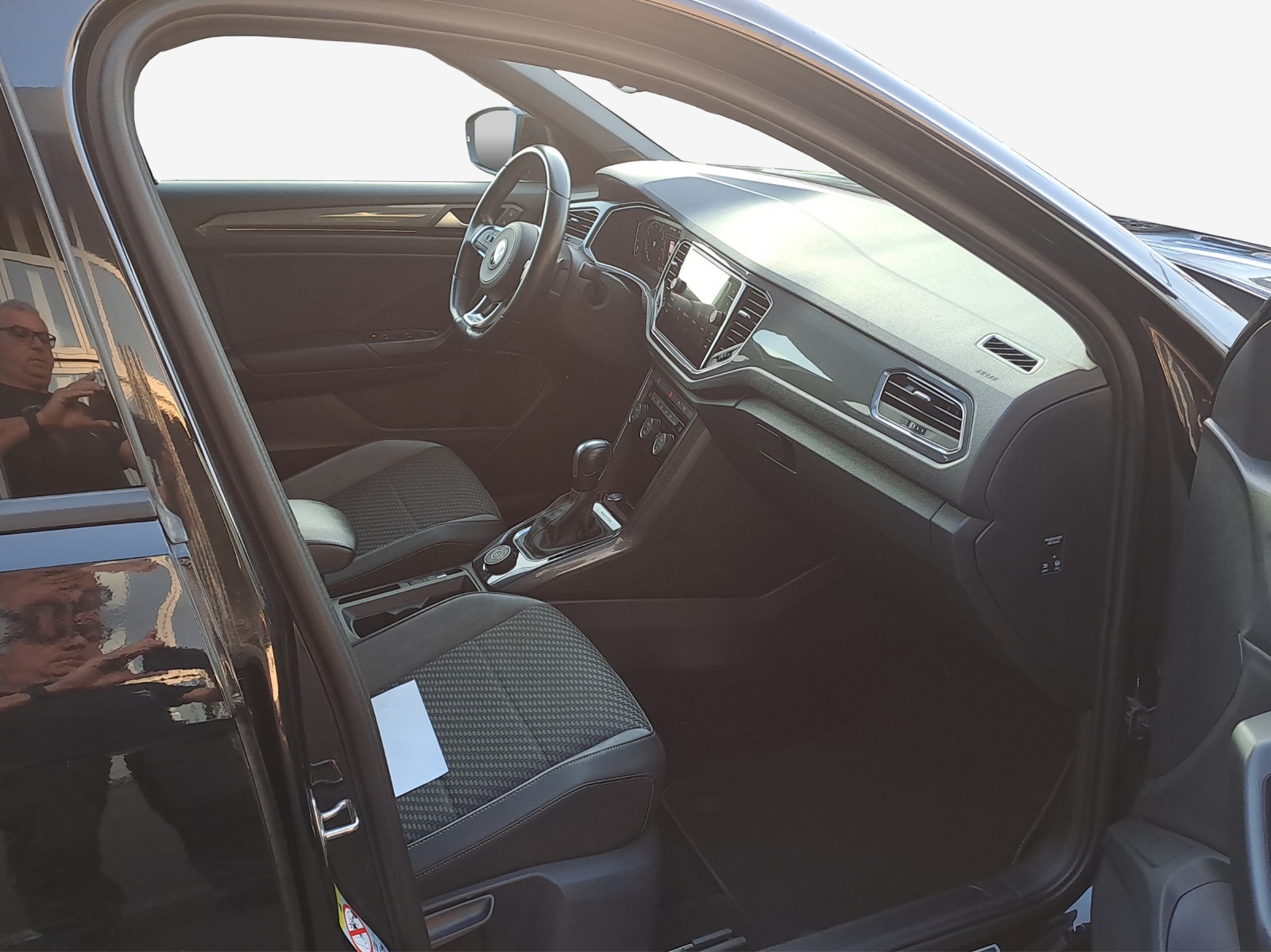 VW T-Roc 2.0 TSI Sport Selection DSG 4Motion-image-13