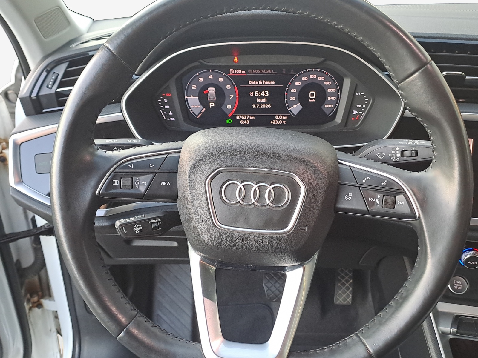 AUDI Q3 35 TFSI advanced S-tronic-image-9