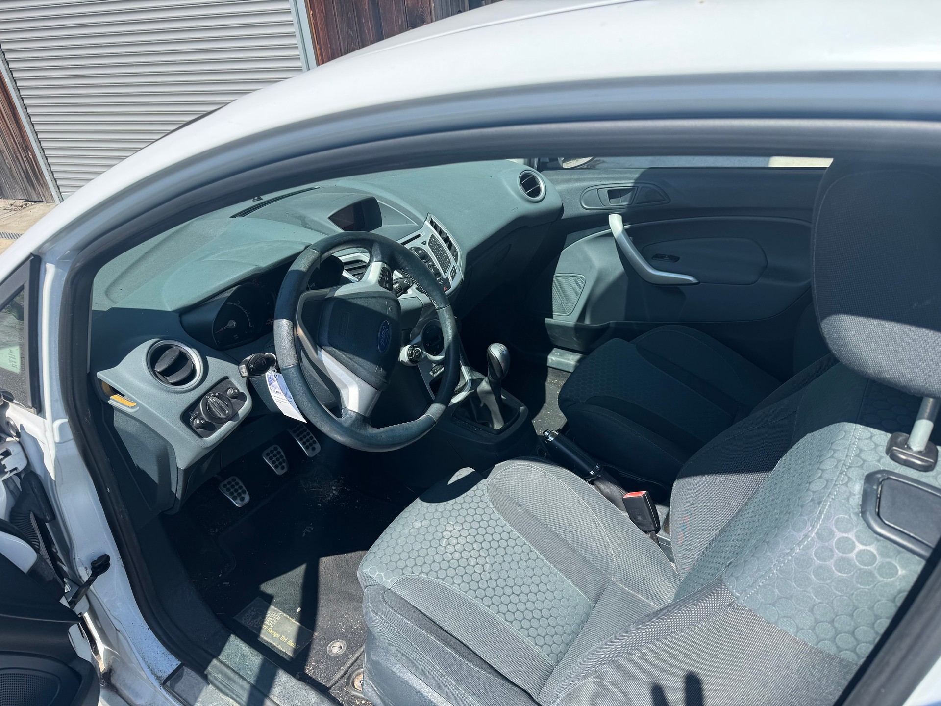 FORD Fiesta 1.6 16V Sport-image-7