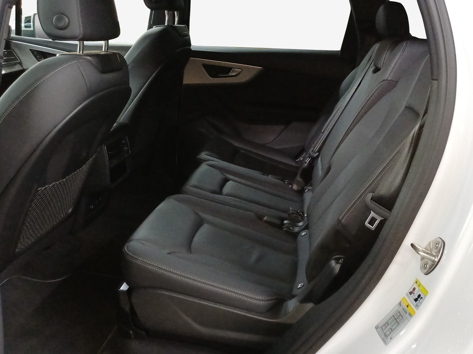 AUDI Q7 45 TDI quattro tiptronic-image-11