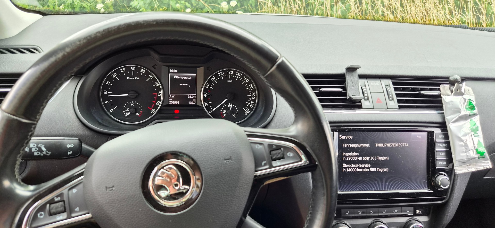 SKODA 2.0 TDI 150 Elegance 4x4-image-4