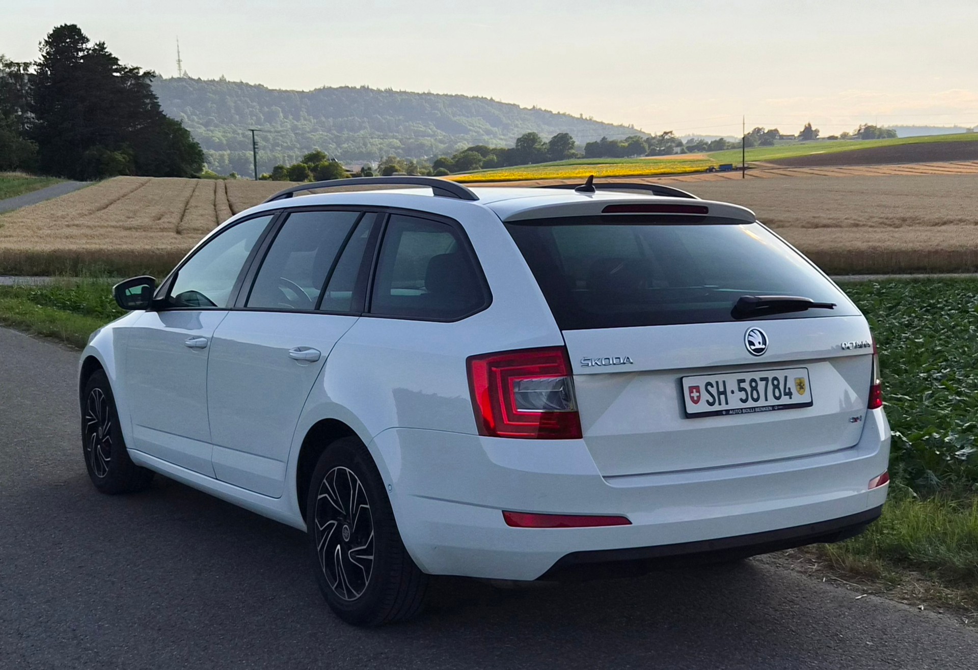 SKODA 2.0 TDI 150 Elegance 4x4-image-2