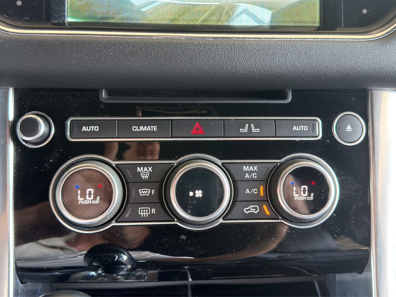 LAND ROVER Range Rover Sport 3.0 SDV6 Autobiography Automatic-image-15
