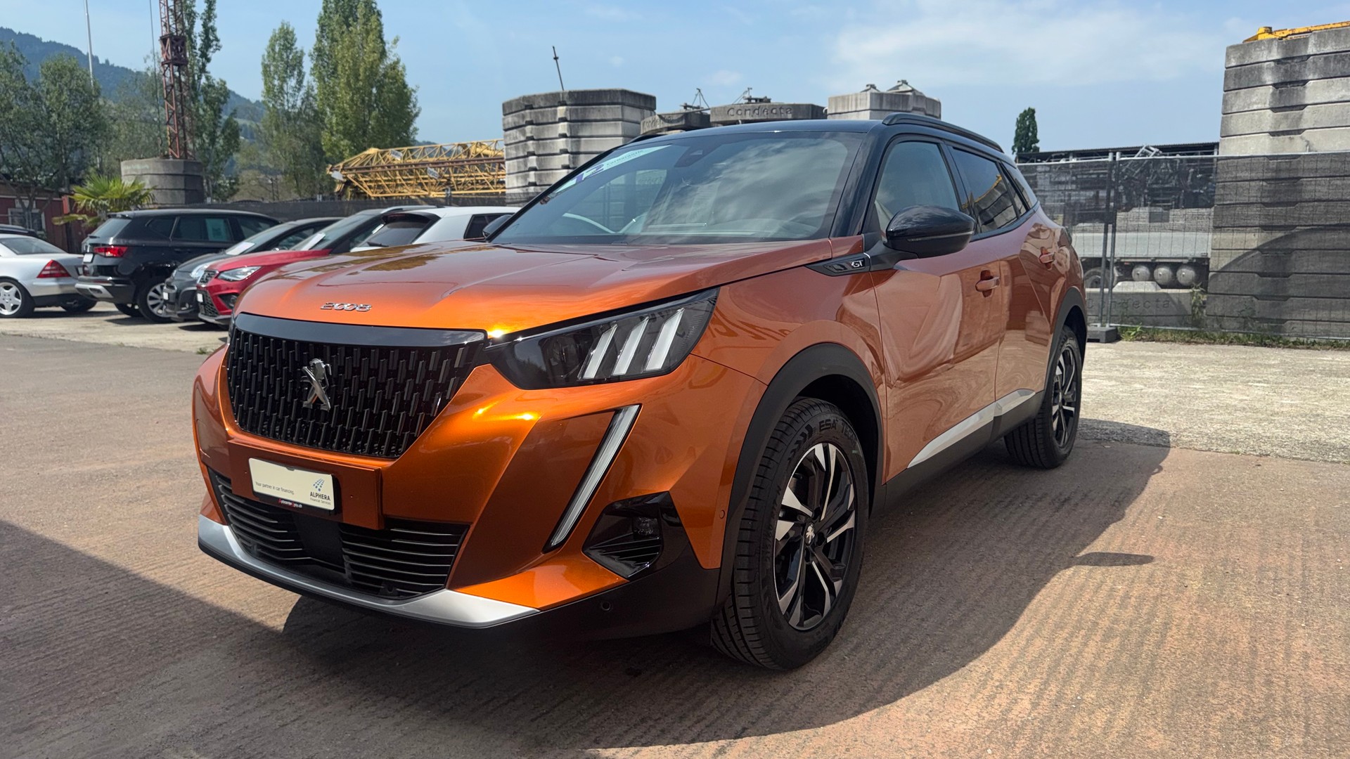 PEUGEOT 2008 1.5 BlueHDi GT Line EAT8-image-3