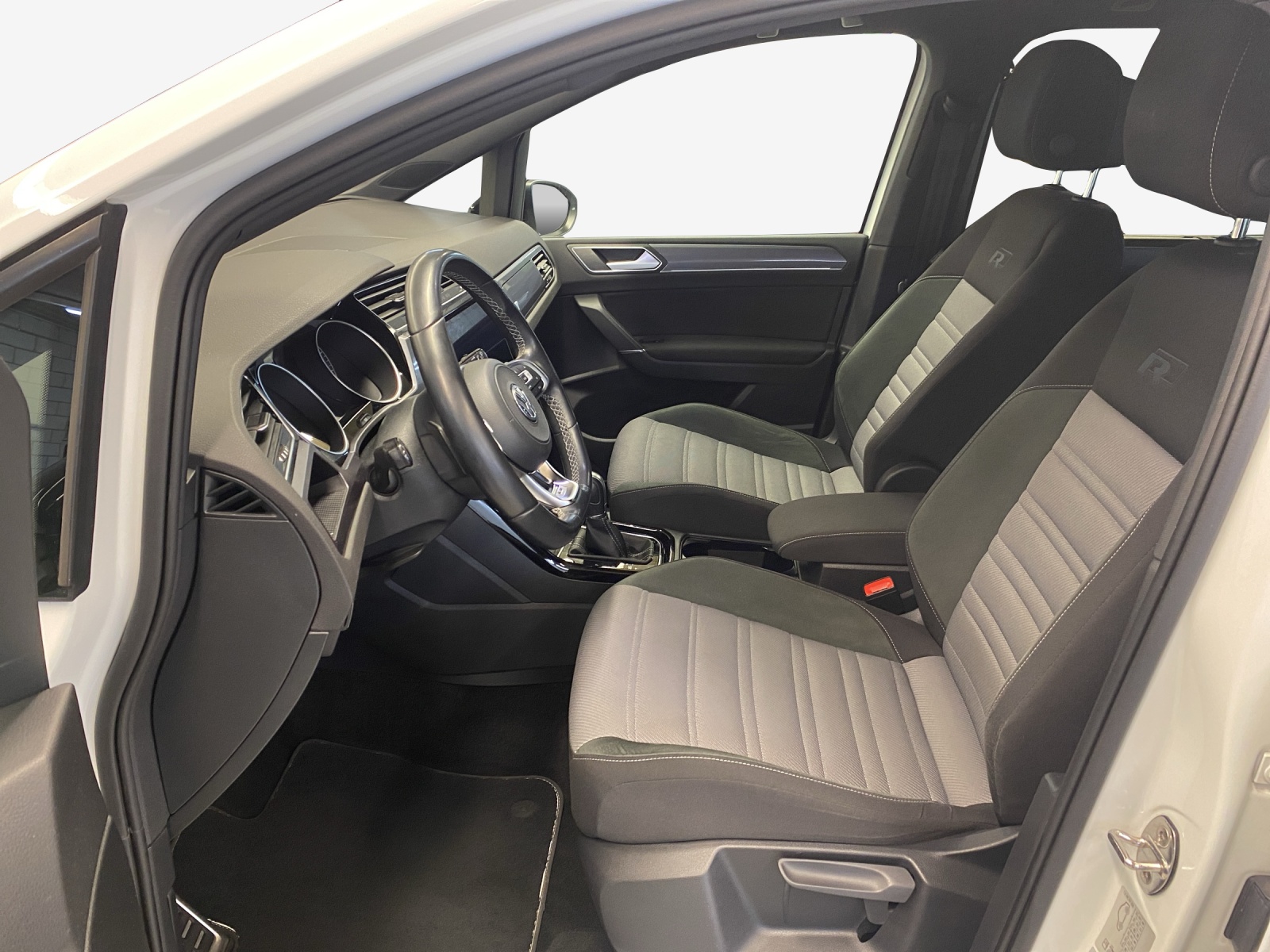 VW Touran 1.5 TSI EVO Highline DSG-image-7