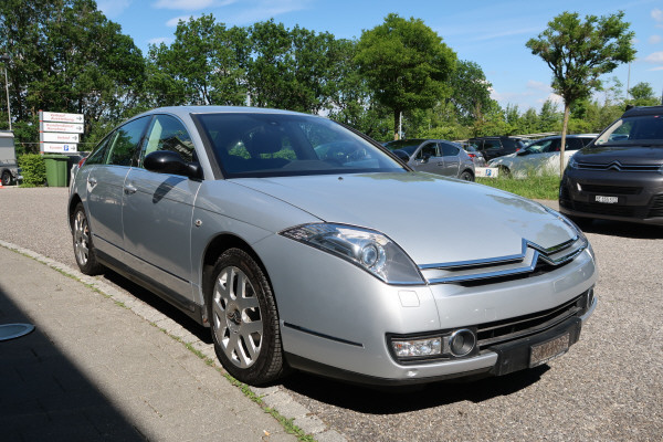 CITROEN C6 3.0i V6 Lignage-image-6