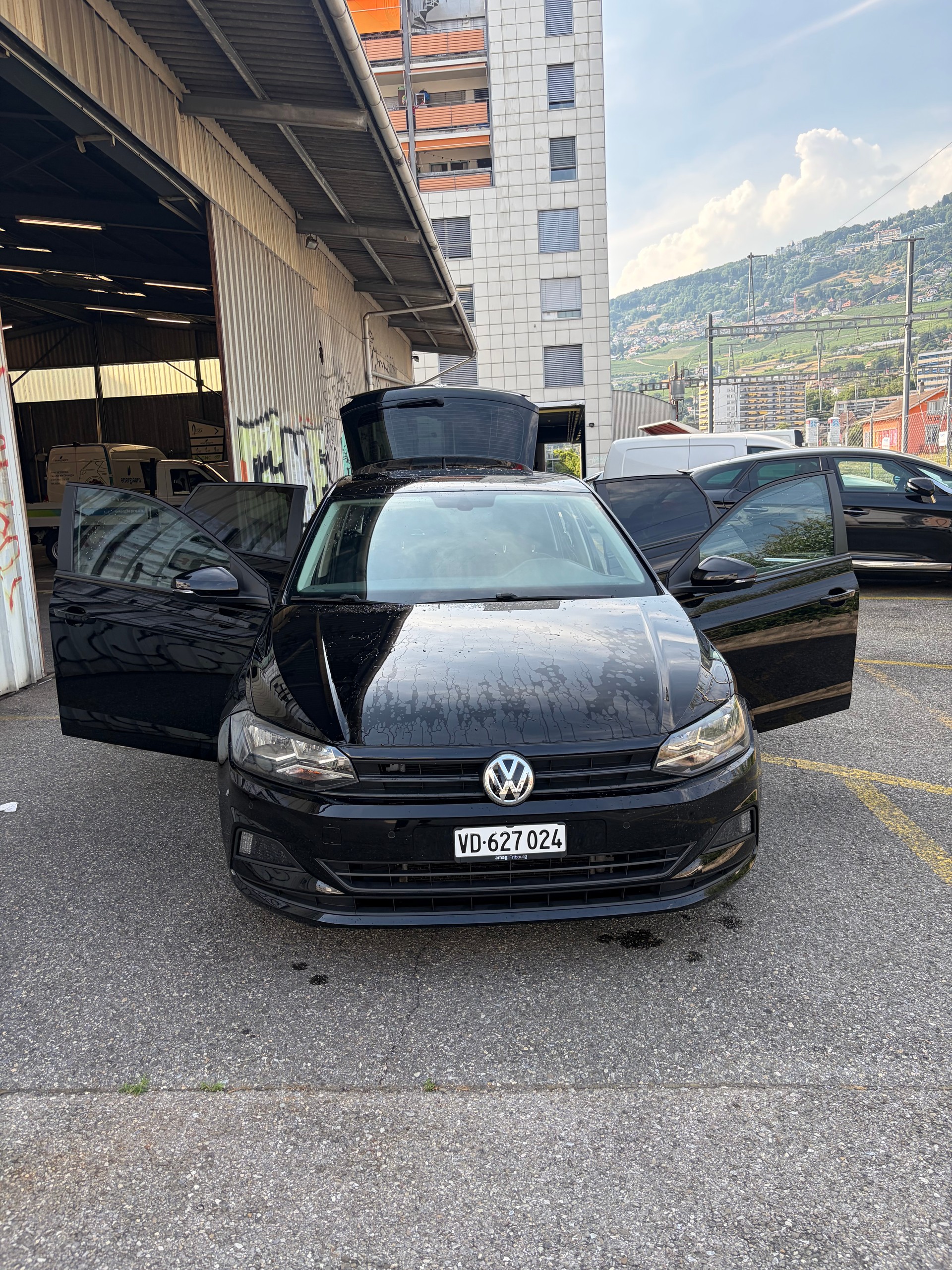 VW 1.0 TSI Trendline-image-5