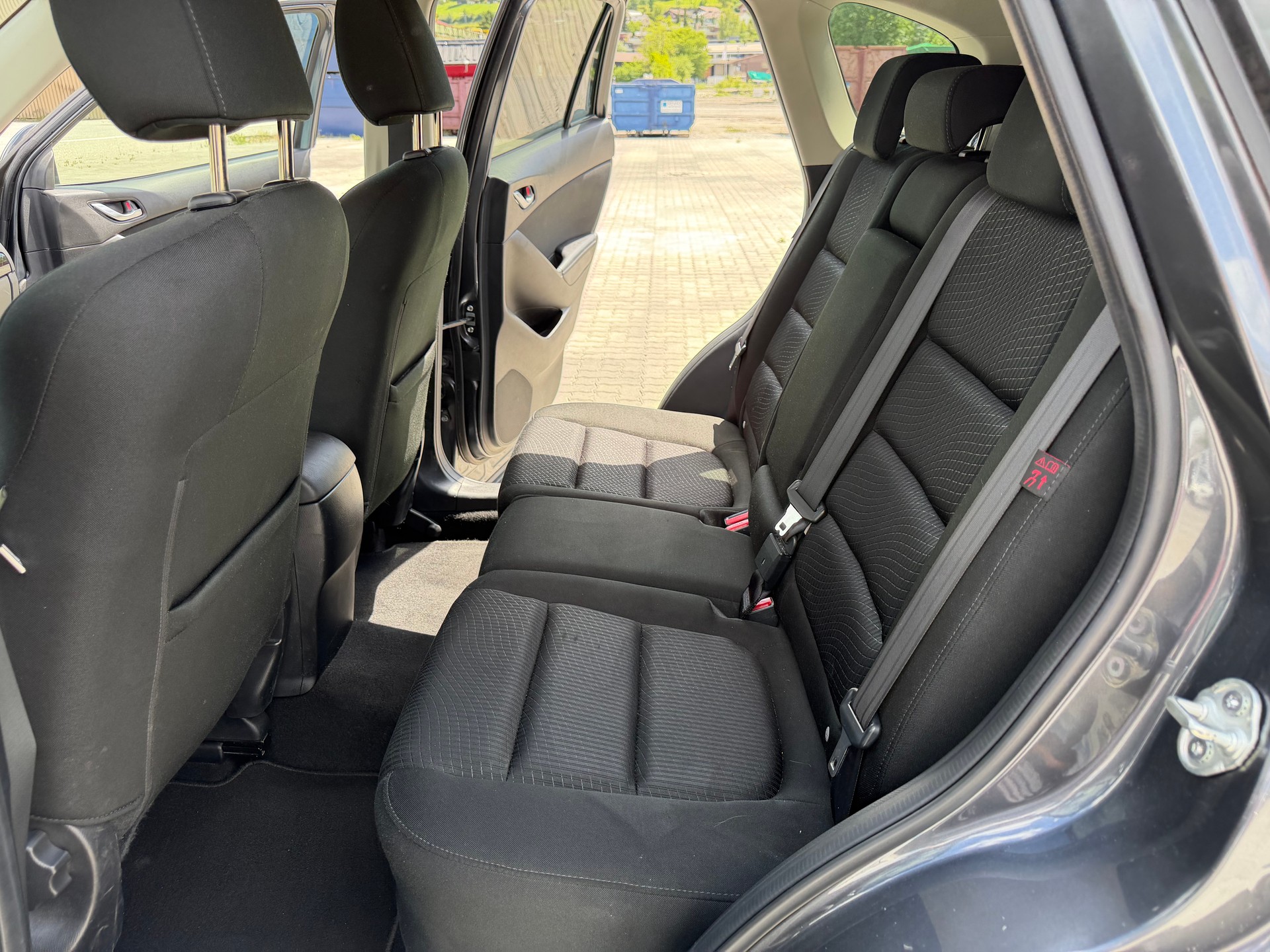 MAZDA CX-5 2.2 D Ambition AWD Automatic-image-12