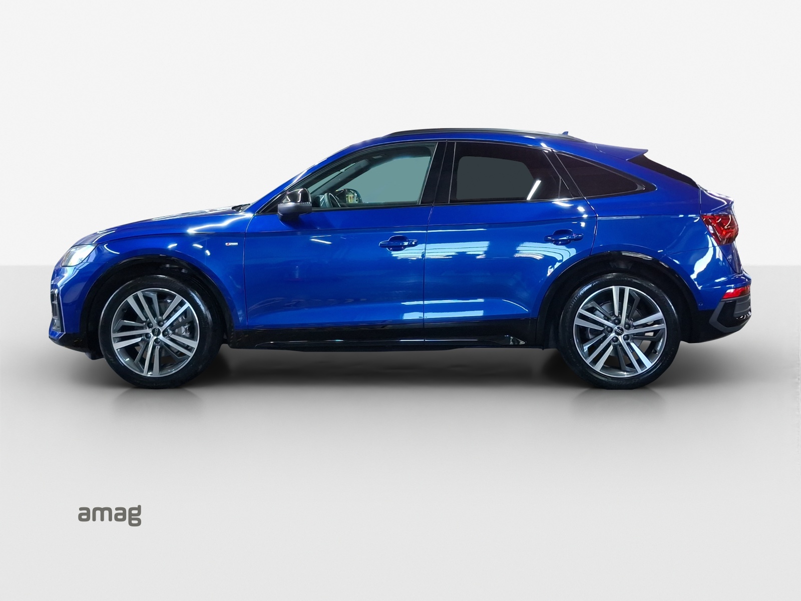 AUDI Q5 Sportback 40 TDI Blackedition quattro S-tronic-showroom-element-1