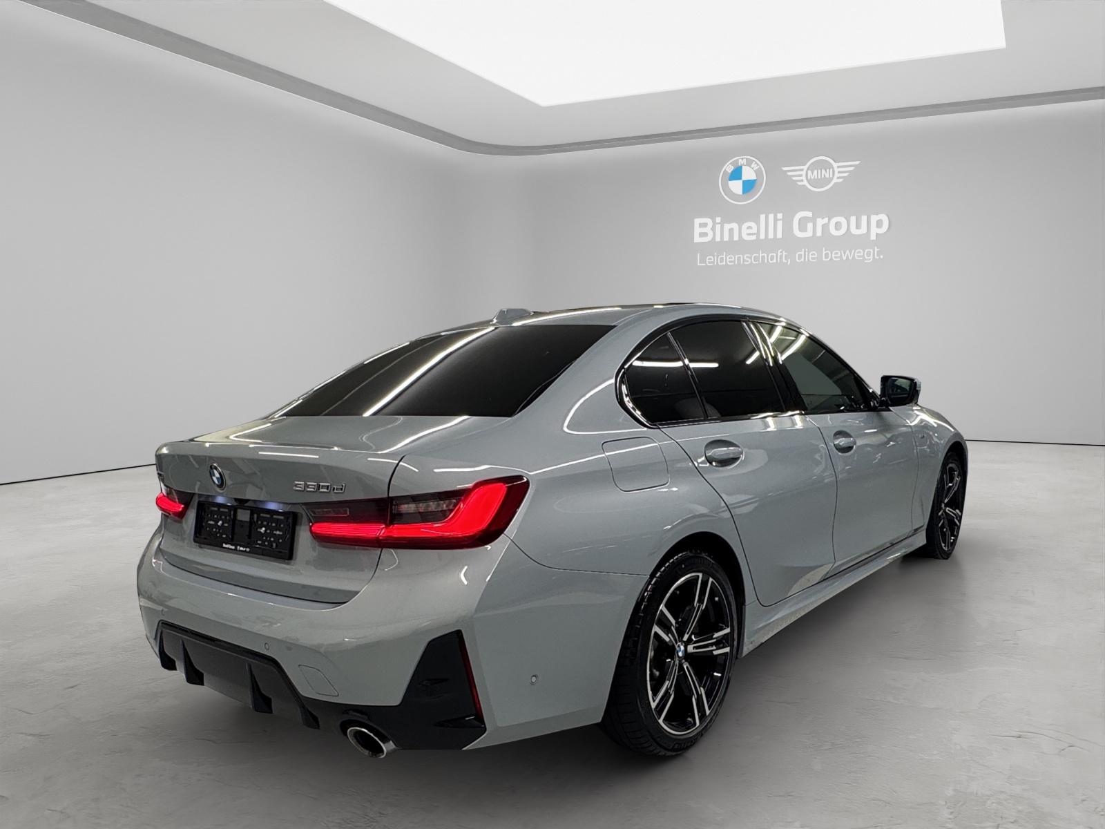 BMW 330d xDrive Limousine-image-4