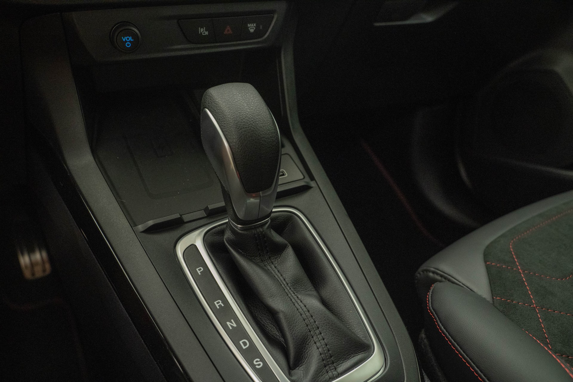 FORD Puma 1.0 EcoB Hybrid 155 ST-Line X-image-12