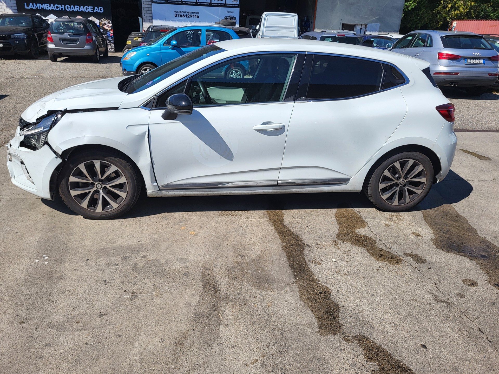 RENAULT Clio 1.6 E-Tech Techno-image-2