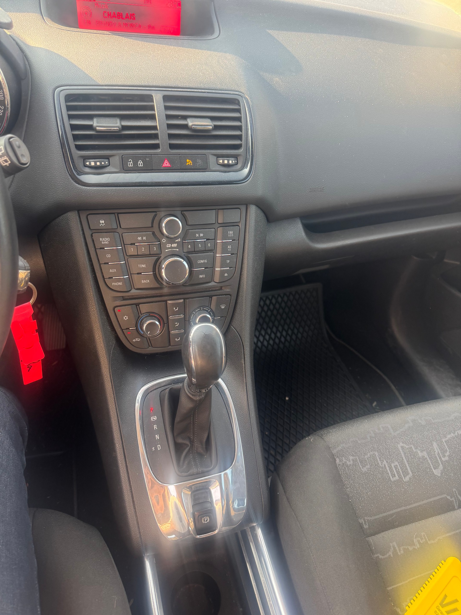 OPEL Meriva 1.7 CDTi Enjoy Automatic-image-11