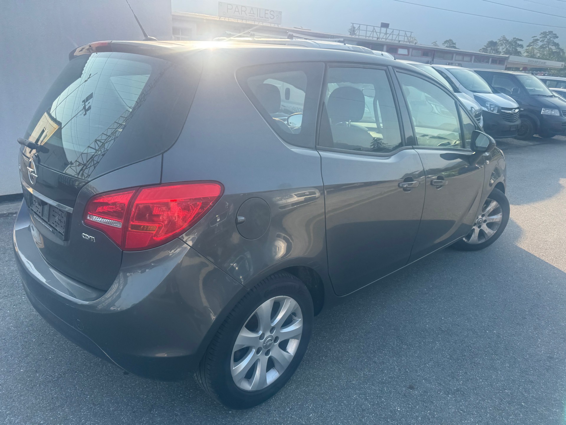OPEL Meriva 1.7 CDTi Enjoy Automatic-image-2