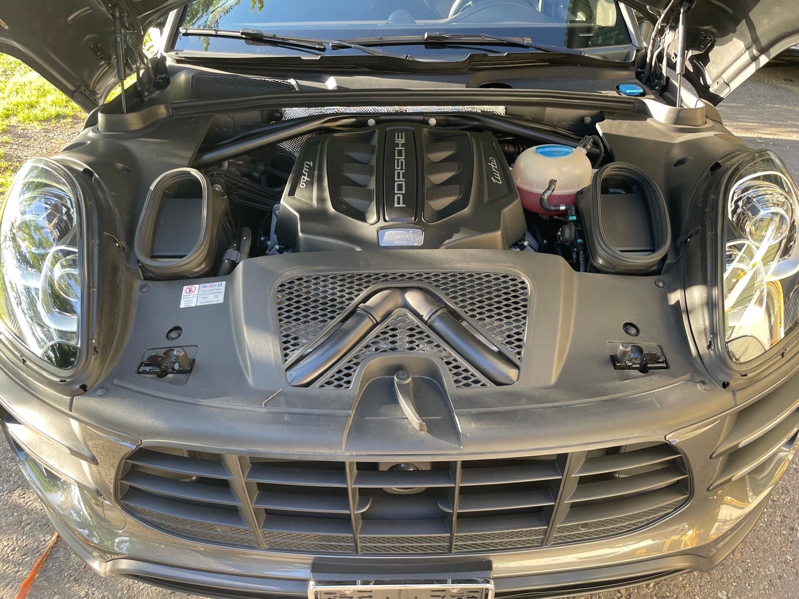 PORSCHE 3.6 V6 Turbo-image-1