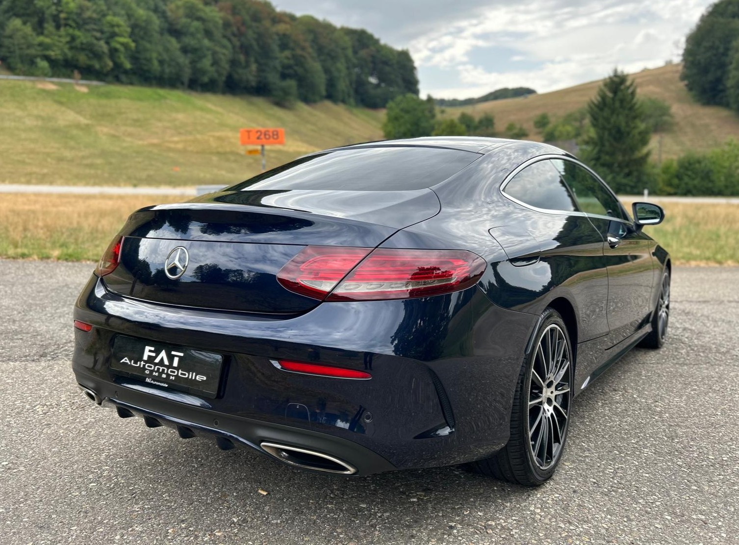 MERCEDES-BENZ C 300 AMG Line Coupé 7G-tronic-image-4