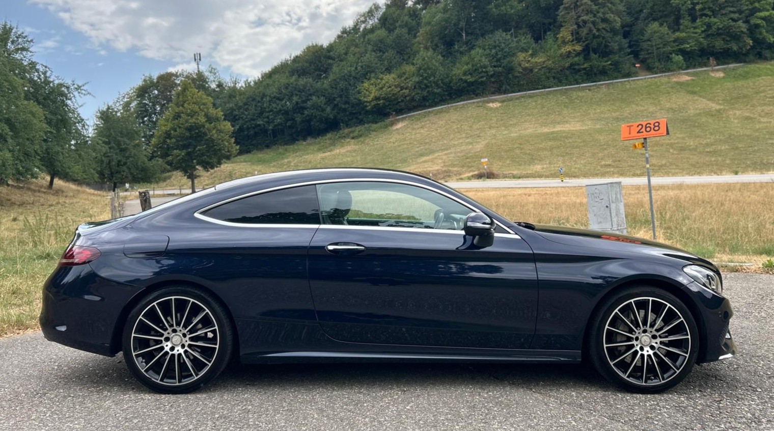 MERCEDES-BENZ C 300 AMG Line Coupé 7G-tronic-image-5