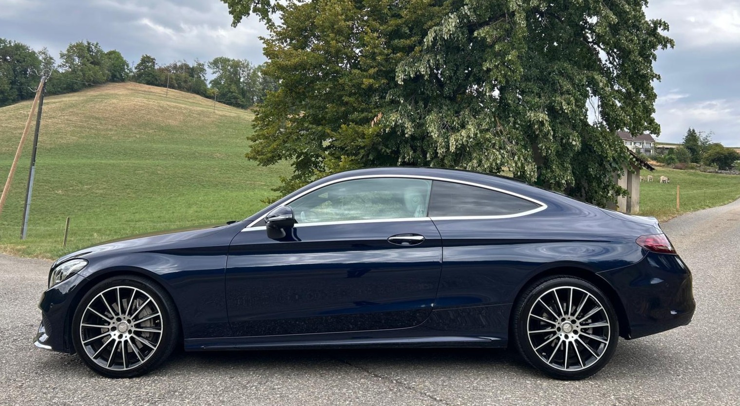 MERCEDES-BENZ C 300 AMG Line Coupé 7G-tronic-image-1