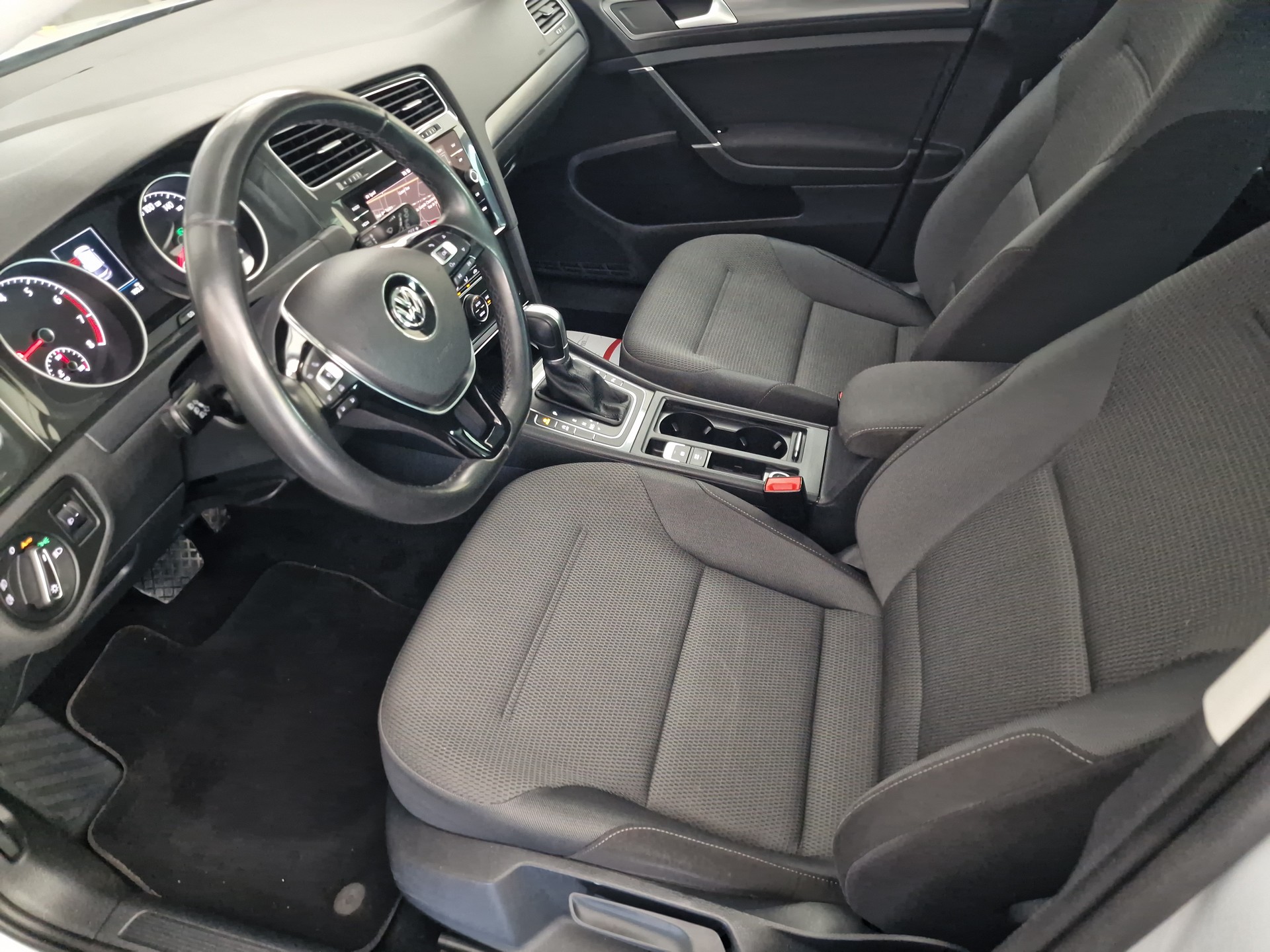 VW Golf 1.5 TSI EVO Highline DSG-image-6