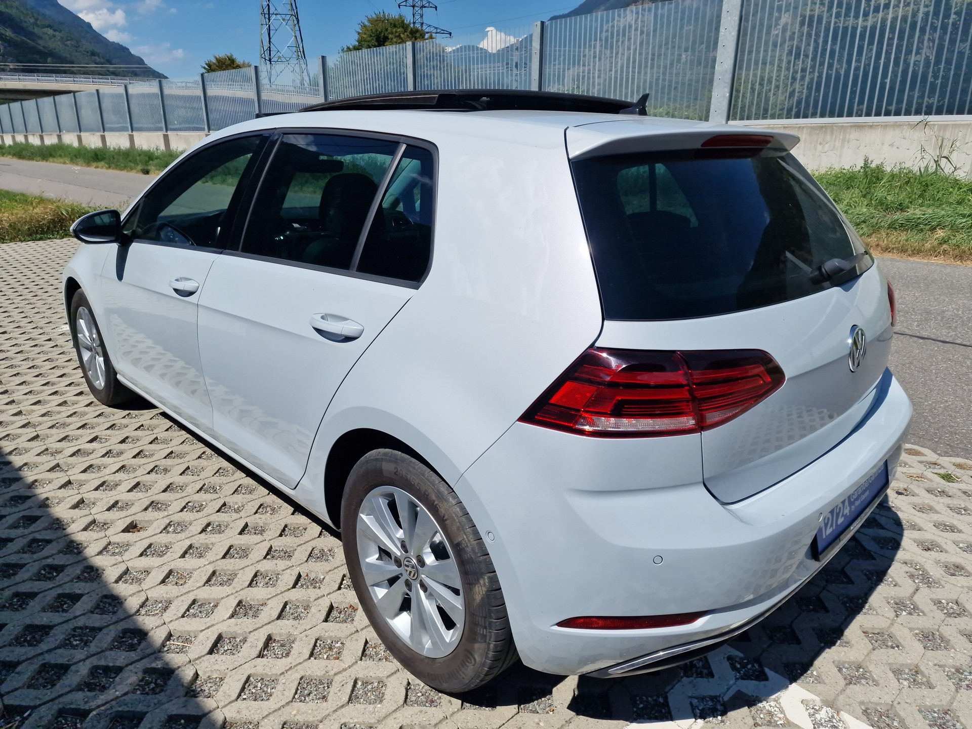 VW Golf 1.5 TSI EVO Highline DSG-image-3