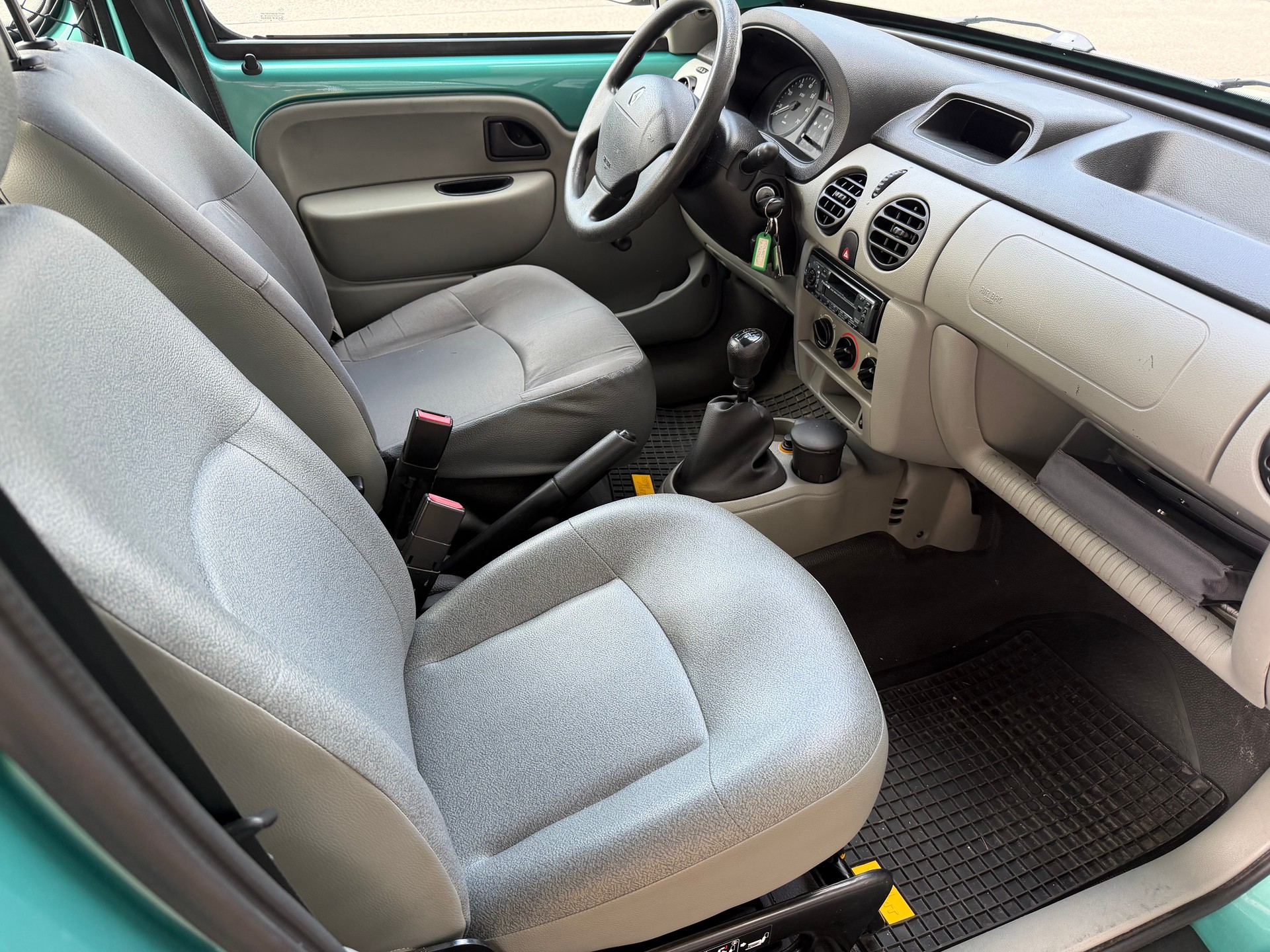RENAULT Kangoo 1.6 16V-image-13