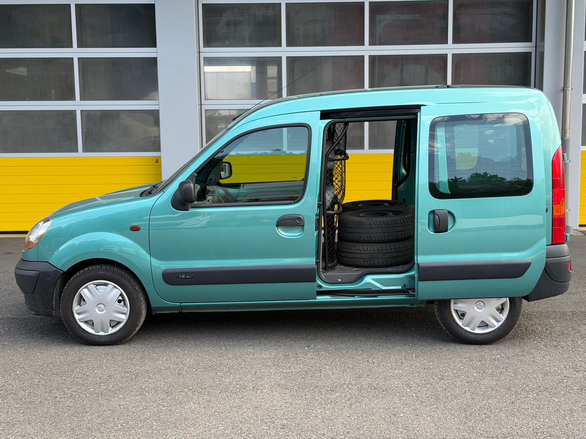 RENAULT Kangoo 1.6 16V-image-9