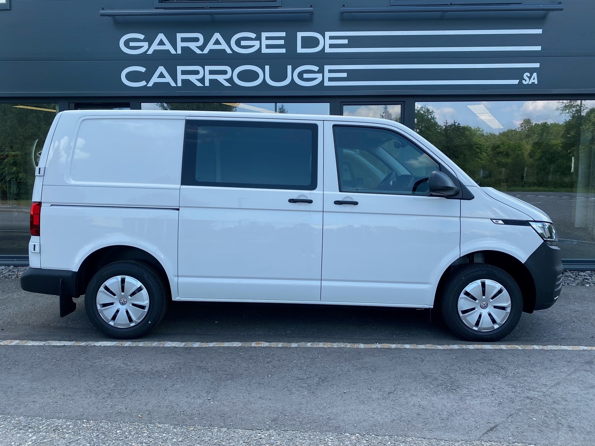 VW T6.1 2.0 TDI 4Motion DSG-image-7