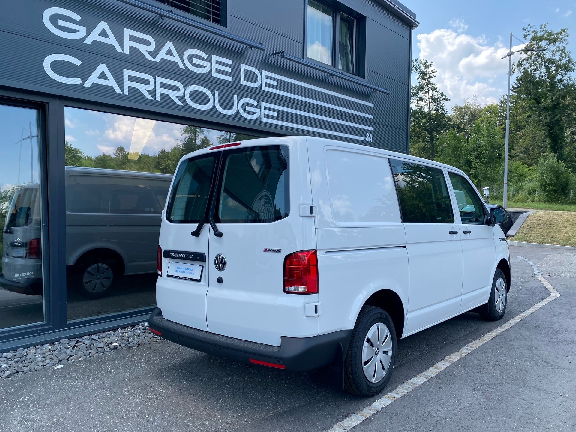 VW T6.1 2.0 TDI 4Motion DSG-image-6