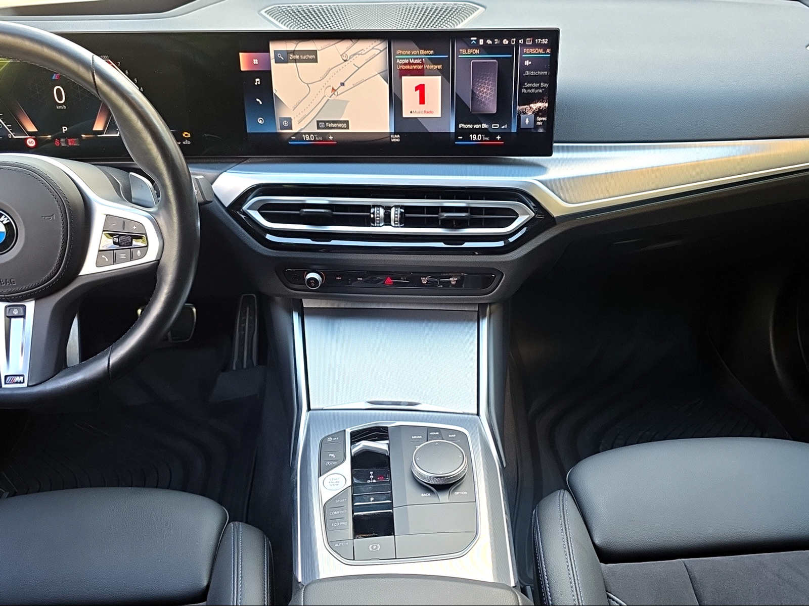 BMW 330i Touring xDrive Steptronic M Sport-image-12