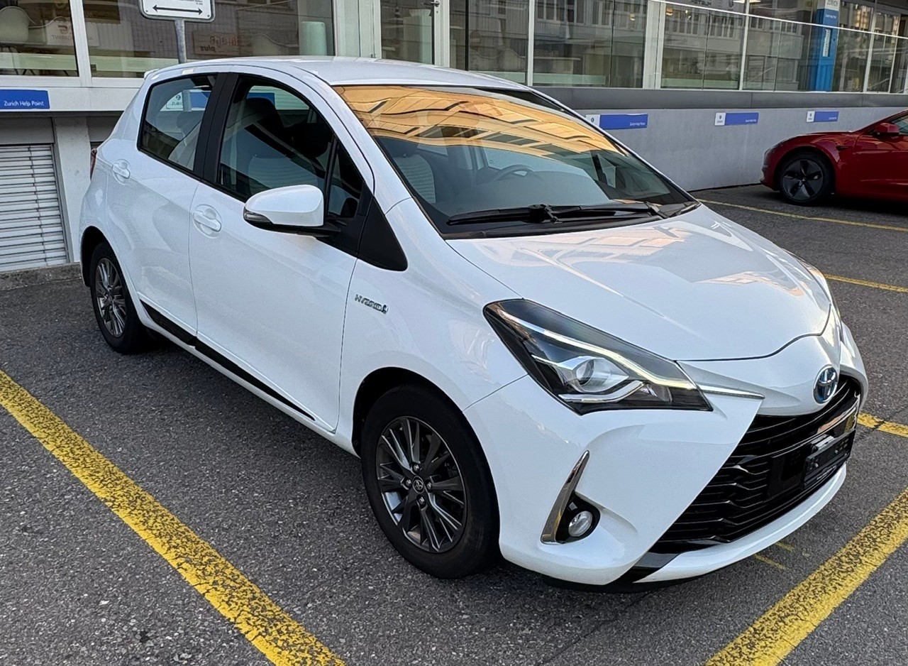 TOYOTA Yaris 1.5 VVT-i Hybrid Style e-CVT-image-2