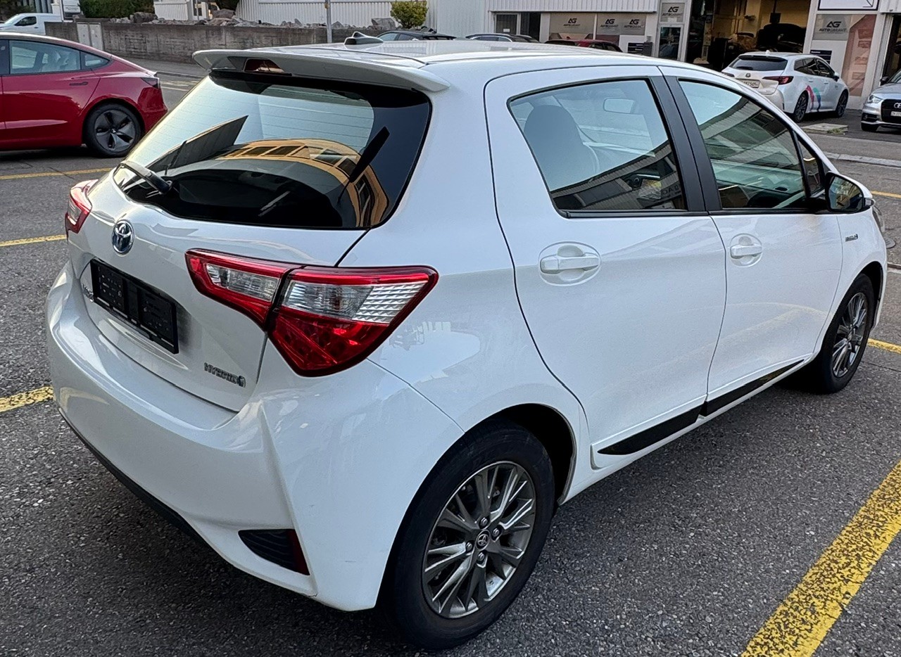 TOYOTA Yaris 1.5 VVT-i Hybrid Style e-CVT-image-4