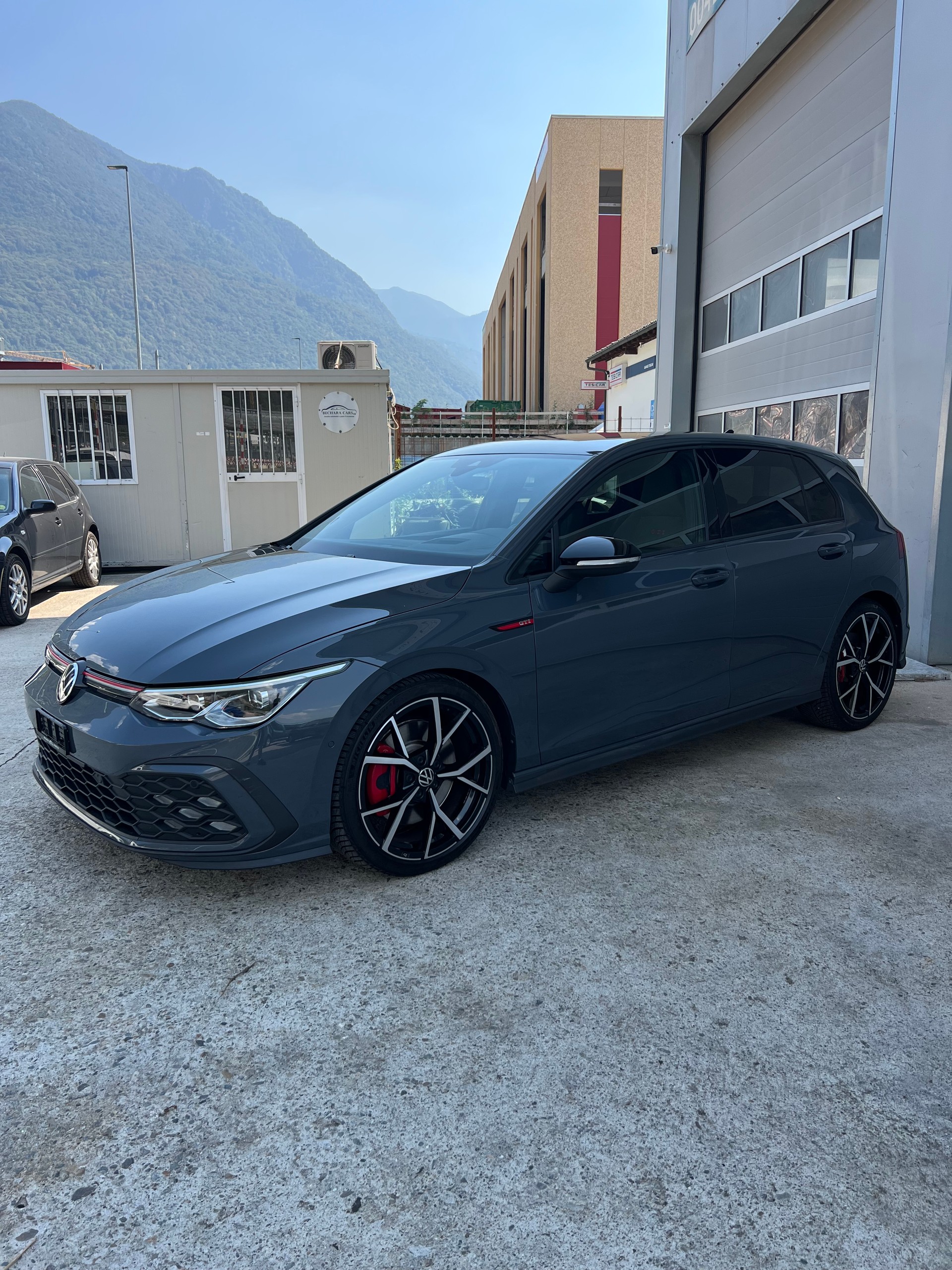 VW Golf 2.0 TSI GTI DSG - Harman/Kardon - Camera - Head-up display - Sitzheizung - Leasing 359.-/monat 0.- Anzhalung-image-3