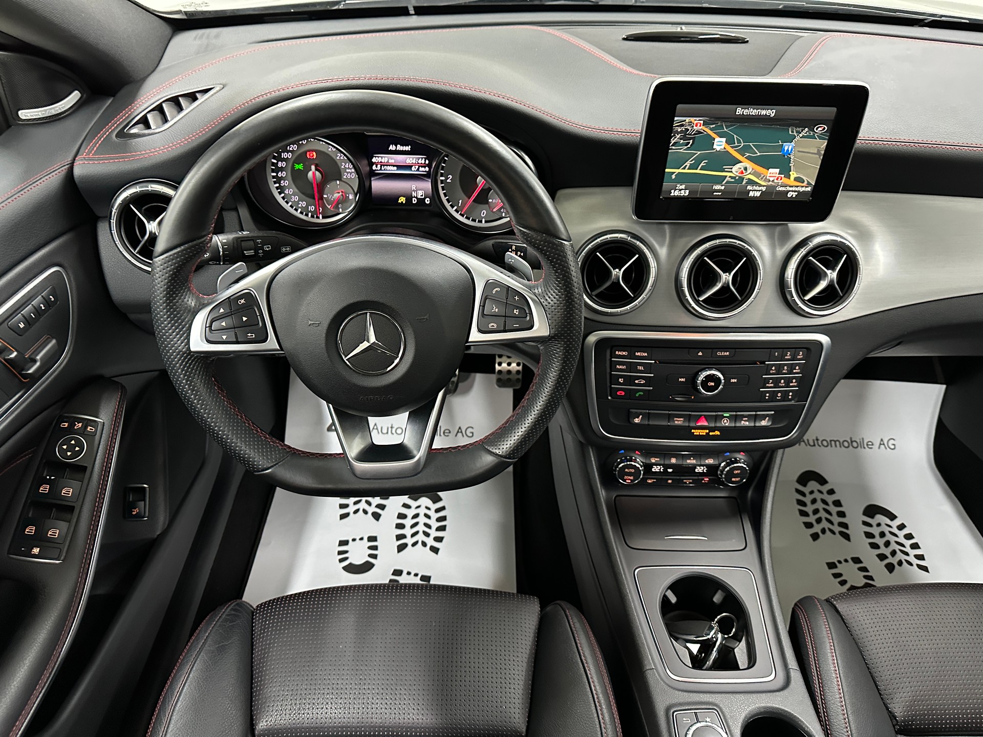 MERCEDES-BENZ CLA Shooting Brake 220 CDI AMG Line 4Matic 7G-DCT-image-11