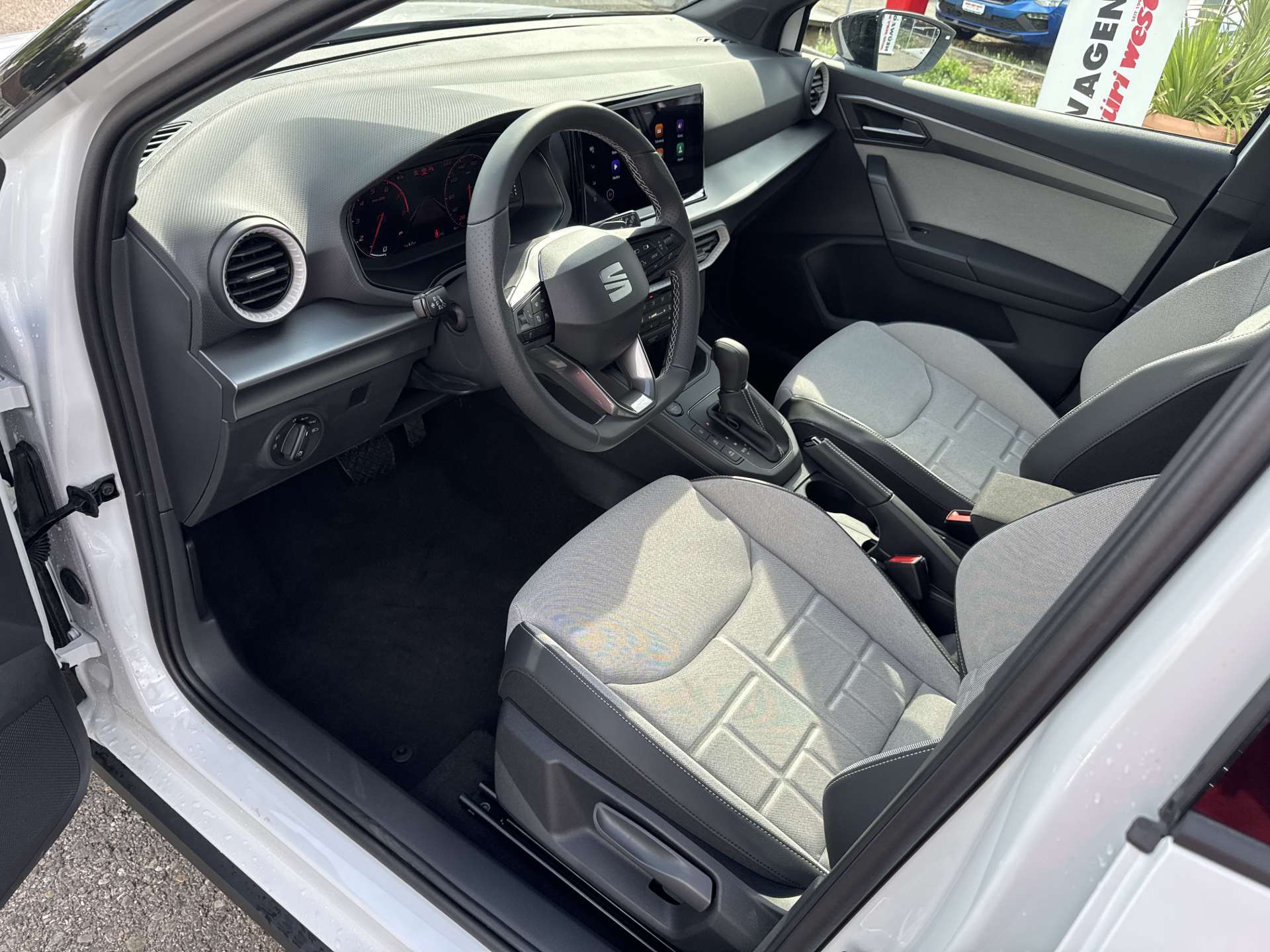 SEAT Arona 1.0 TSi Eco FR DSG-Automat-image-5