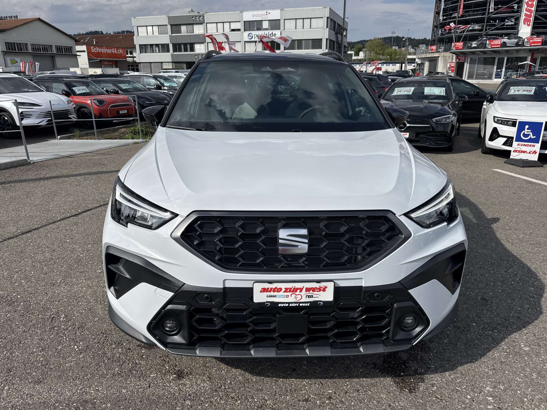 SEAT Arona 1.0 TSi Eco FR DSG-Automat-image-13