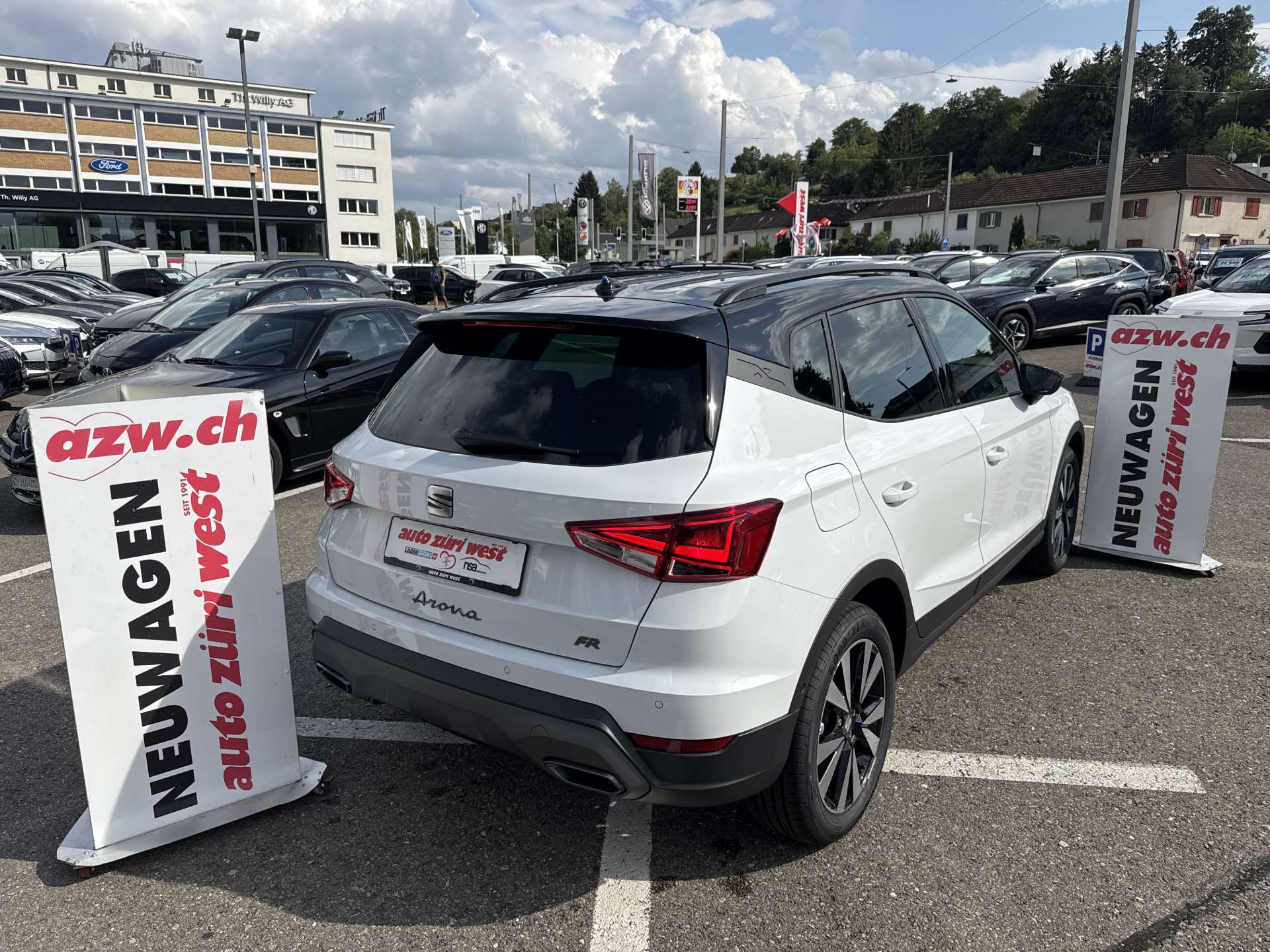 SEAT Arona 1.0 TSi Eco FR DSG-Automat-image-2