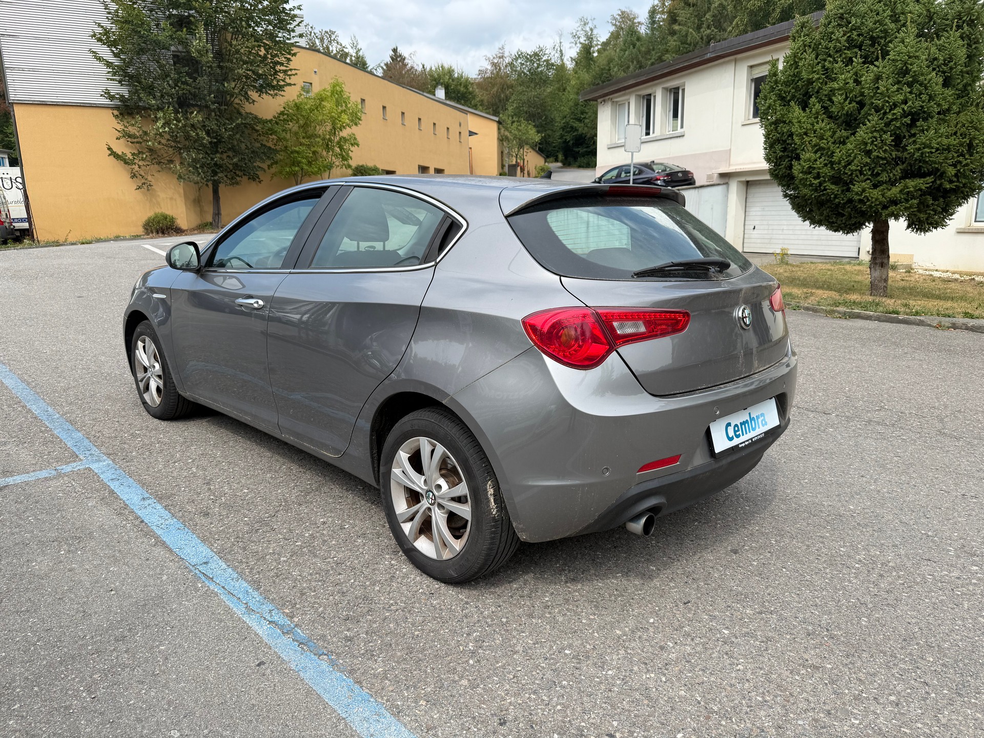 ALFA ROMEO Giulietta 1.6 JTDM Veloce-image-4