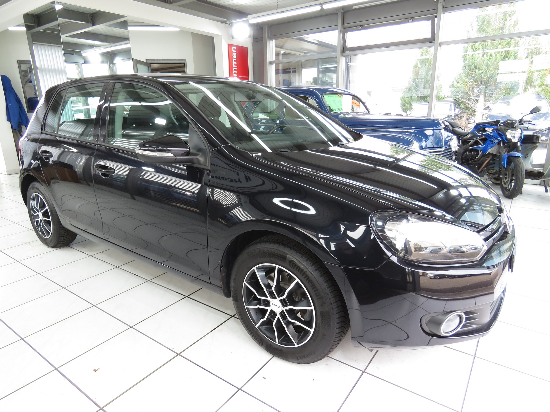 VW Golf 1.4 TSI Trendline-showroom-element-2