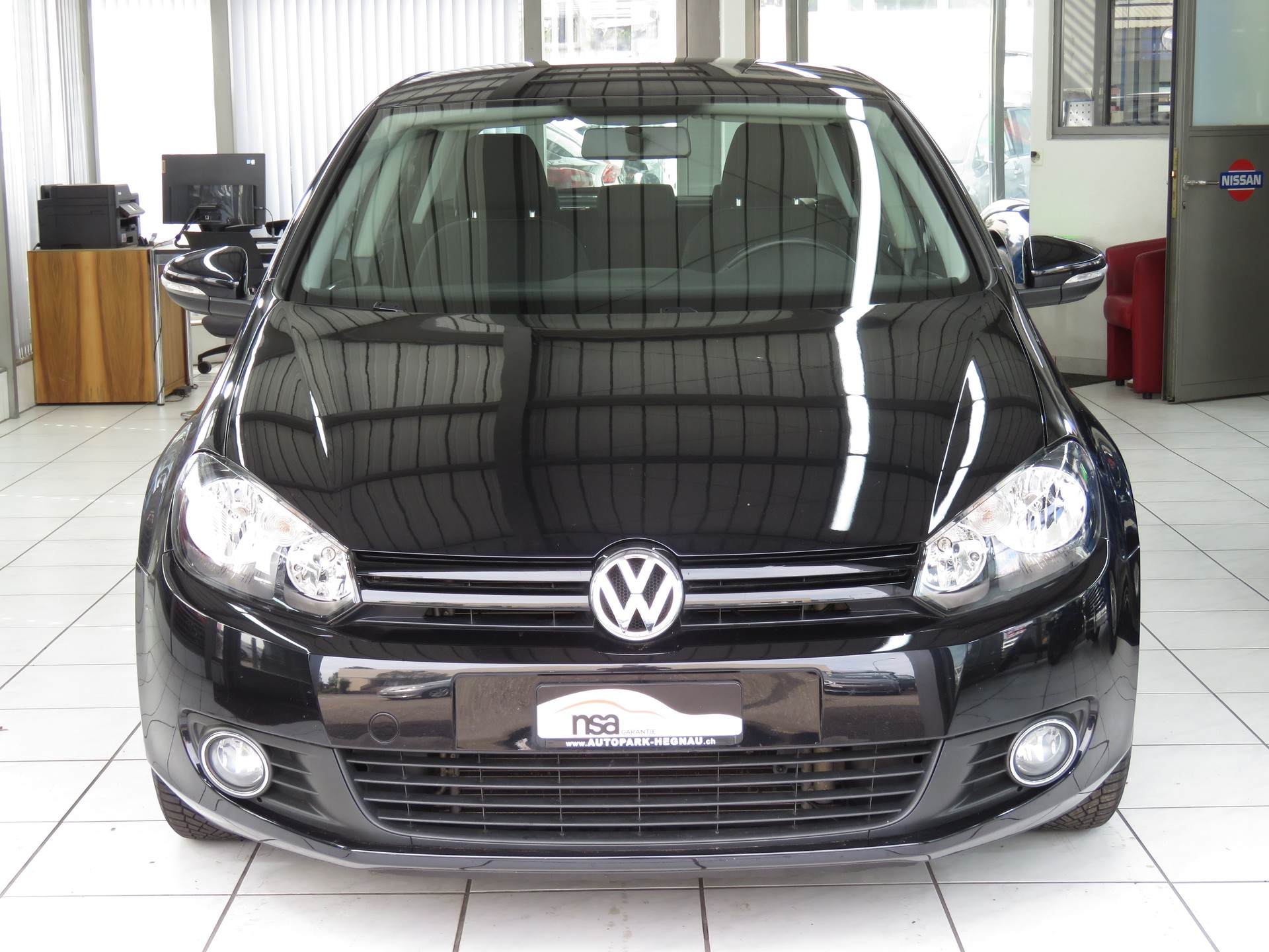 VW Golf 1.4 TSI Trendline-showroom-element-1