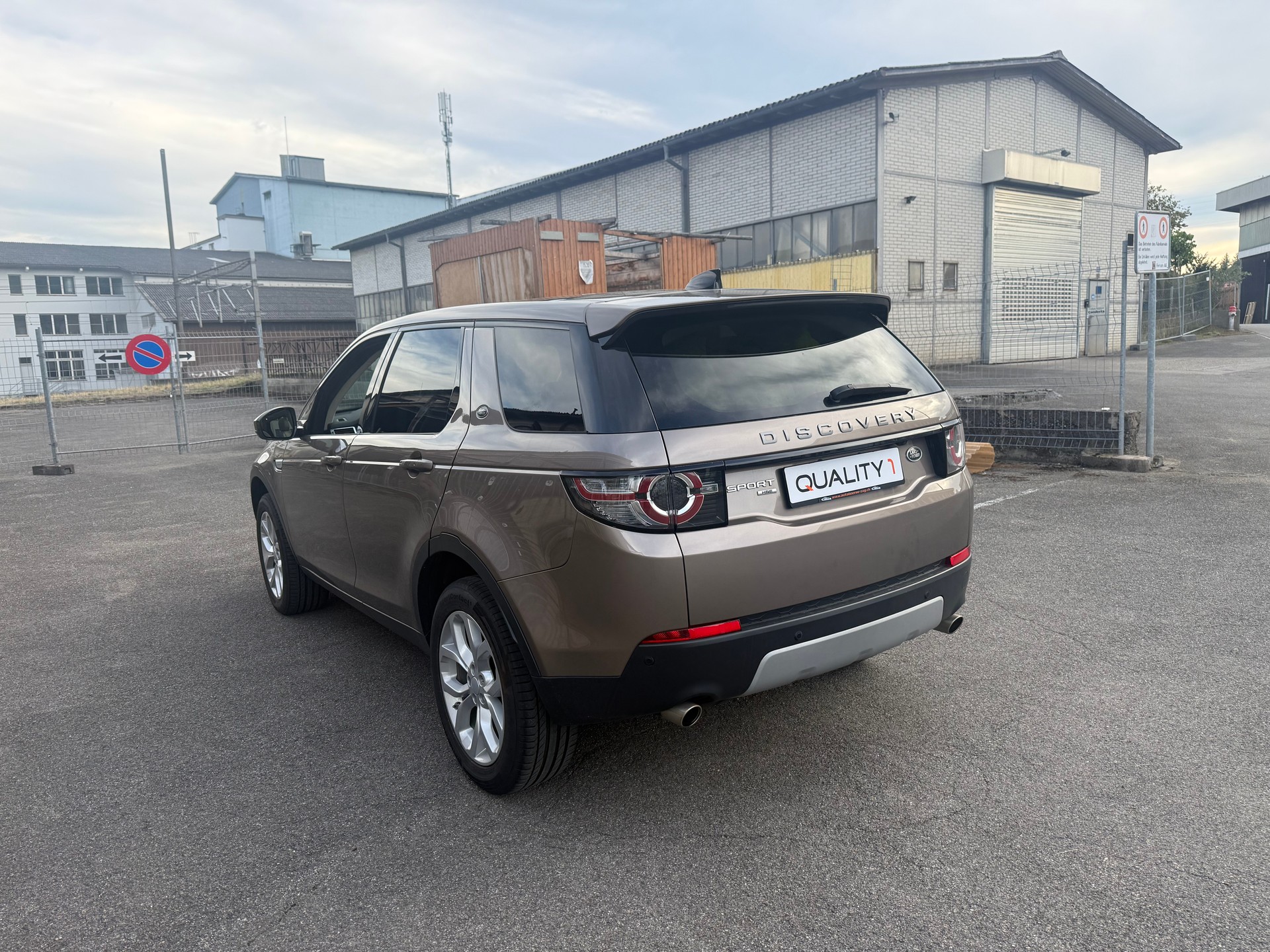 LAND ROVER Discovery Sport 2.0 TD4 Pure AT9-image-3