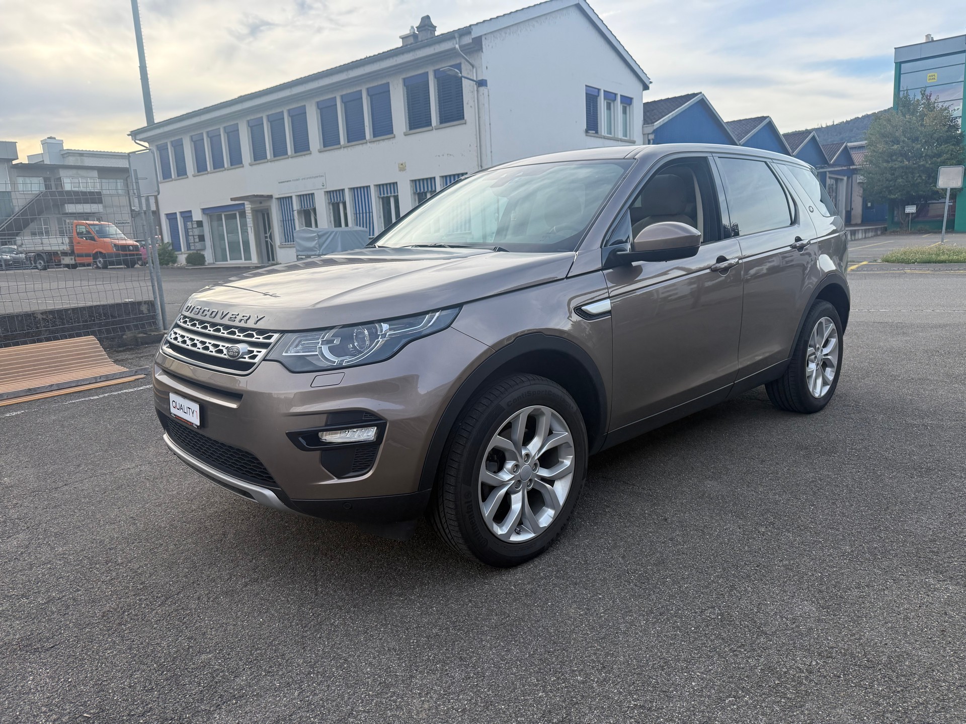 LAND ROVER Discovery Sport 2.0 TD4 Pure AT9-image-2
