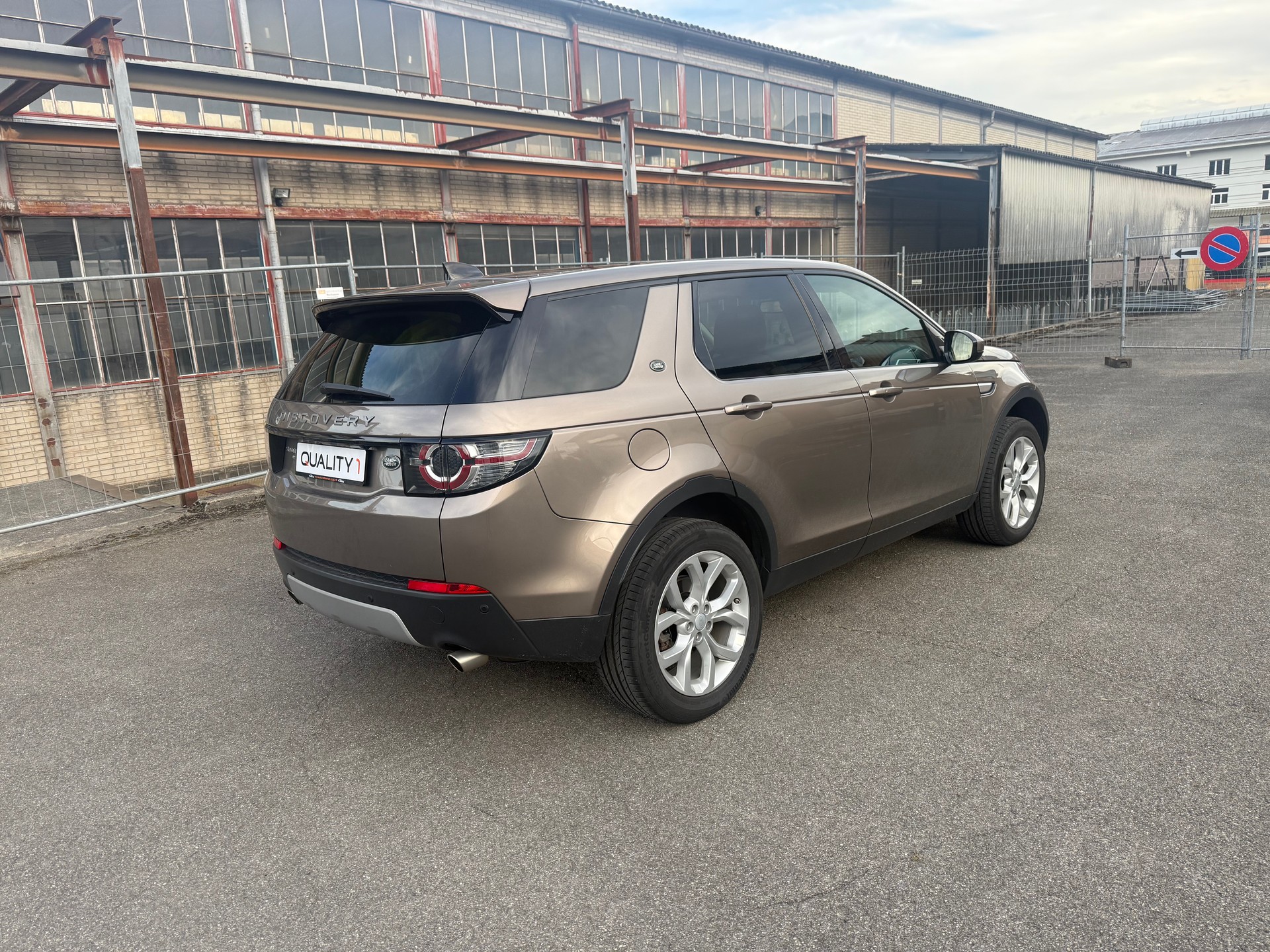 LAND ROVER Discovery Sport 2.0 TD4 Pure AT9-image-5