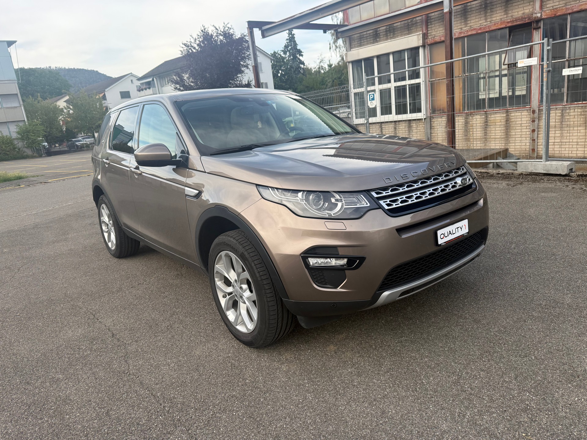 LAND ROVER Discovery Sport 2.0 TD4 Pure AT9-image-0
