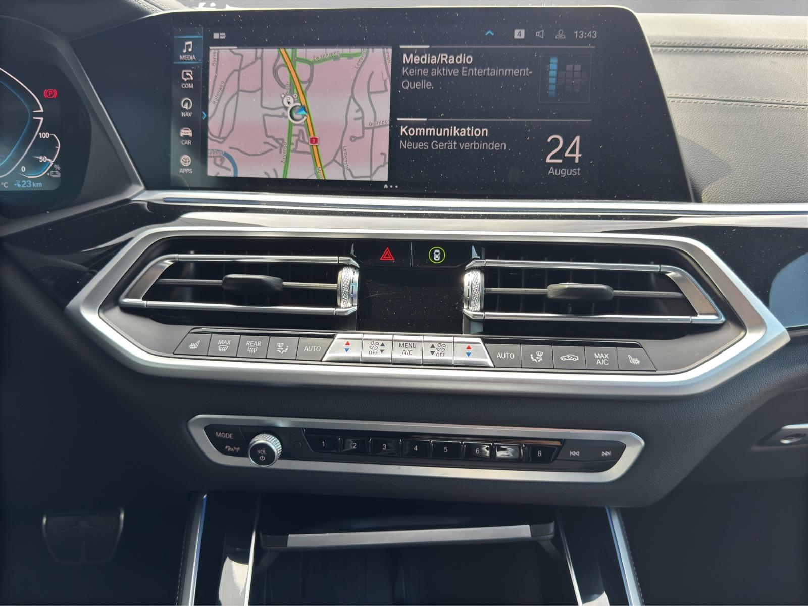 BMW X5 45e xDrive SAG-image-18