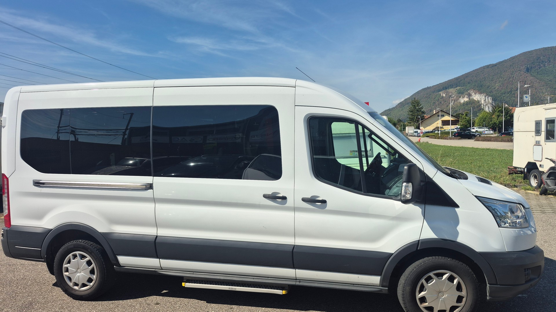 FORD Transit Combi 350 L3 Ambiente FWD-image-3