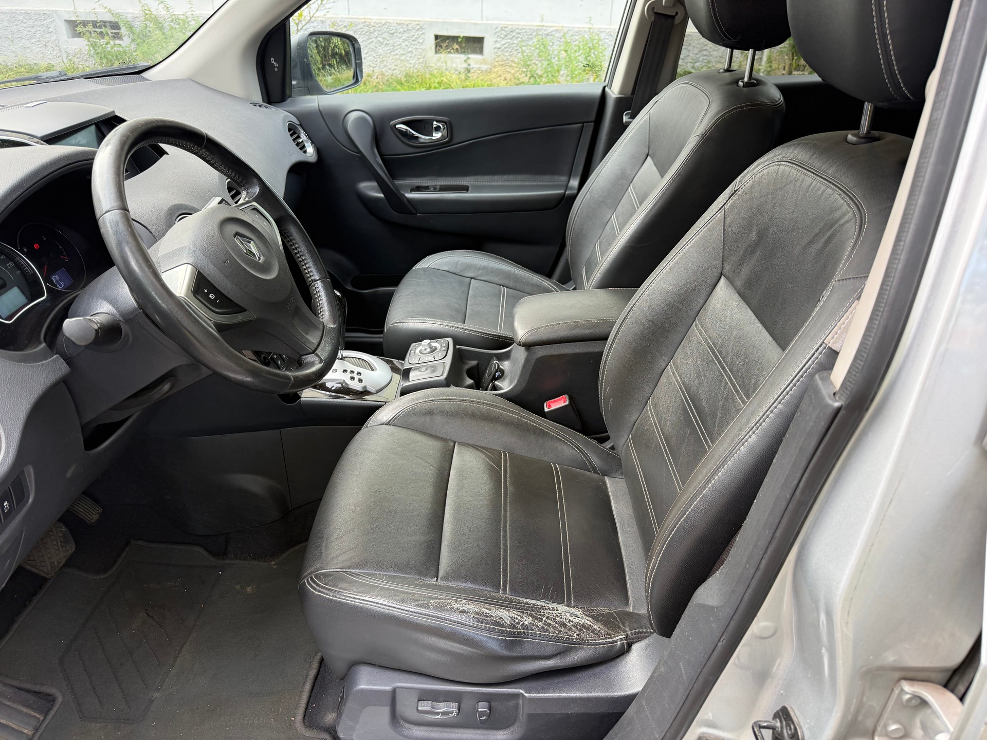 RENAULT Koleos 2.0 dCi Exception 4x4 Automatic-image-9