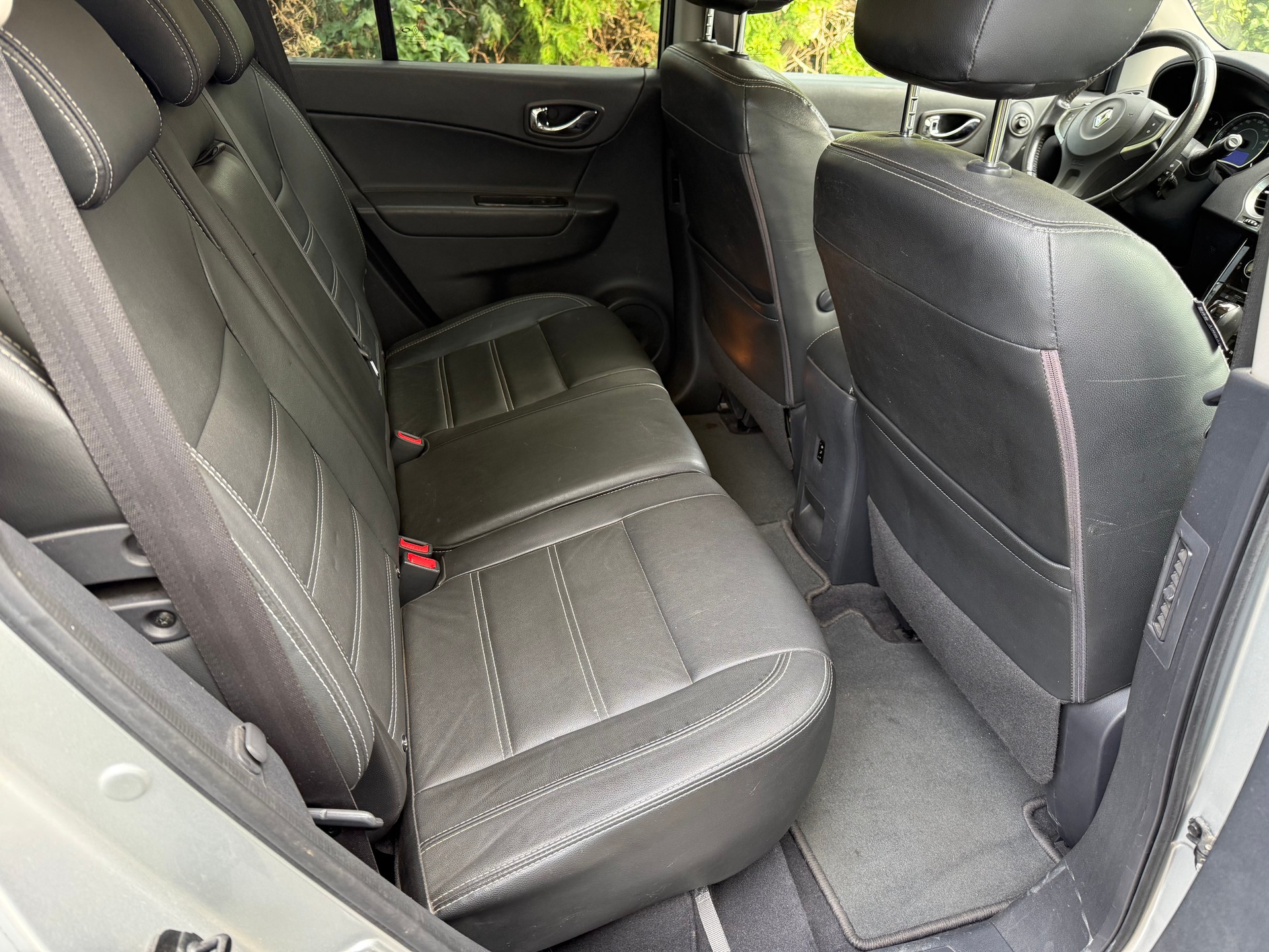 RENAULT Koleos 2.0 dCi Exception 4x4 Automatic-image-6