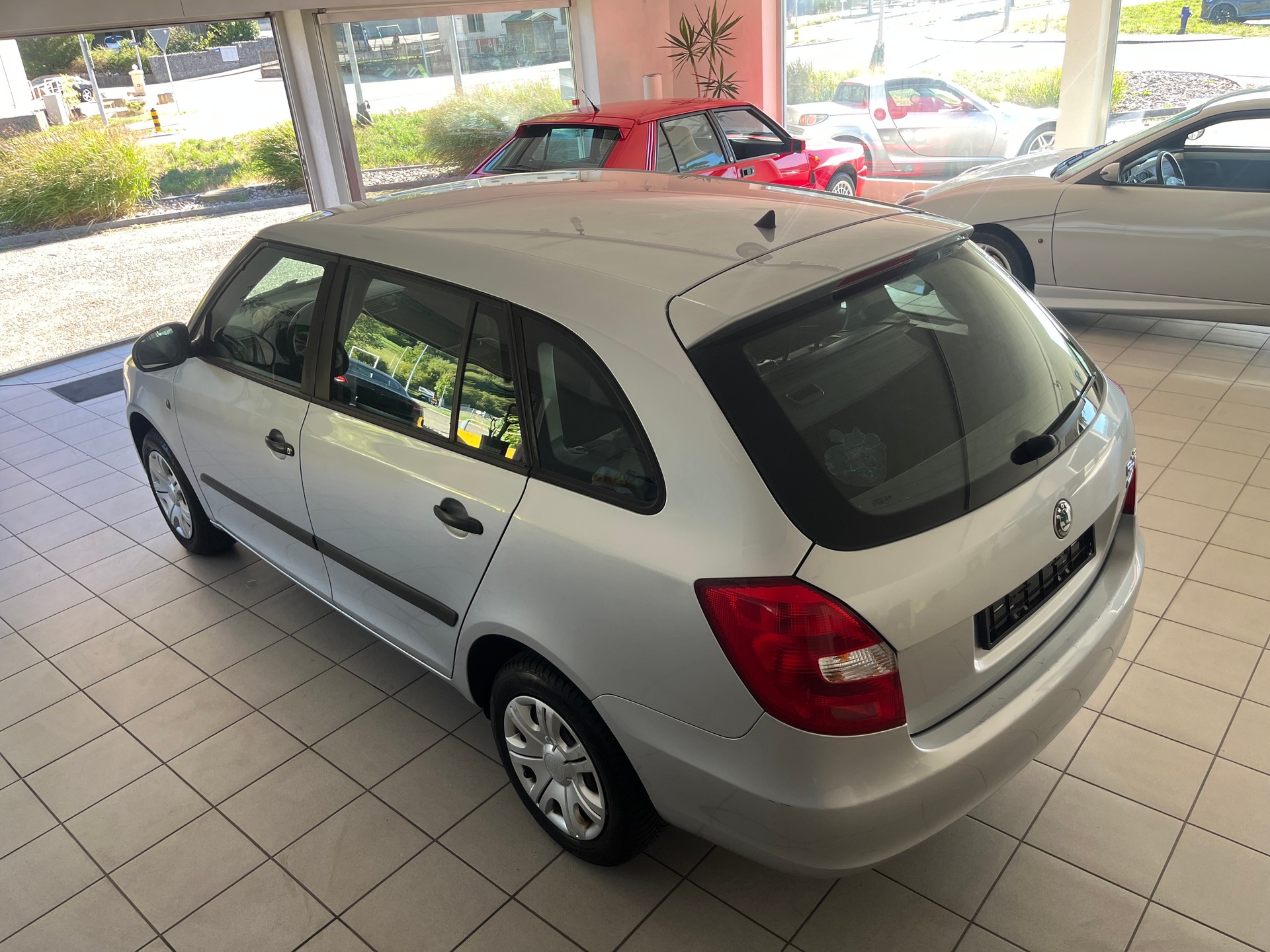 SKODA Fabia 1.6 TDI Classic-image-12