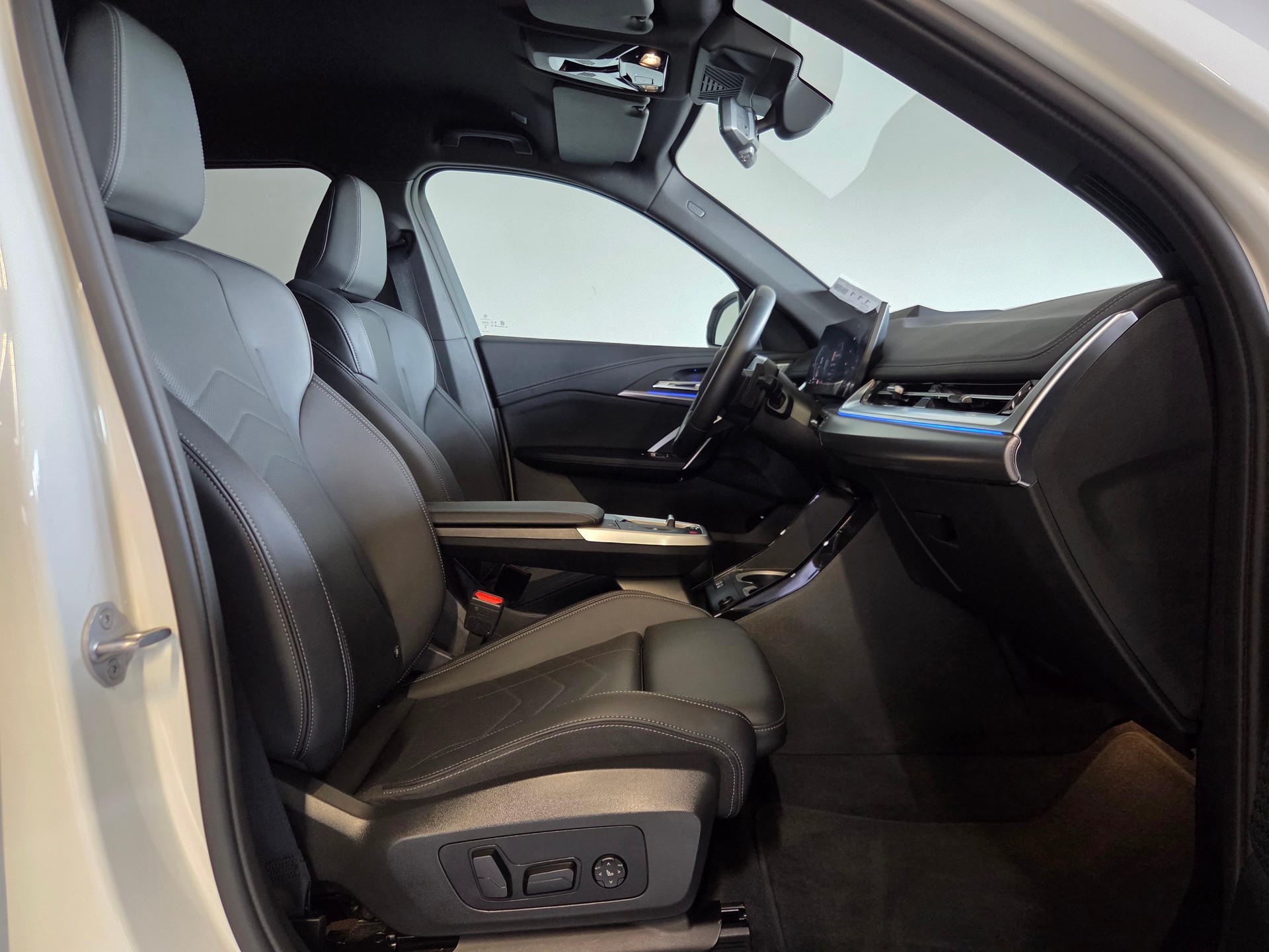 BMW X1 23i xDrive M-Sport-image-20